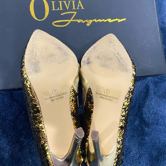 ⬇️PRICE⬇️ OLIVIA Ferguson - Black and Gold Sequence Bootie - size 7 - Picture 4 of 10